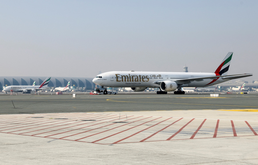 Emirates Orders More Boeing 777f Freighters, Sources Say