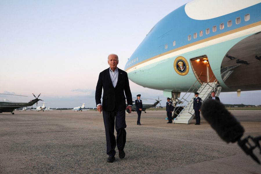 Biden Declines Public Negotiation on Israel s Stance on Iranian Oil Sites