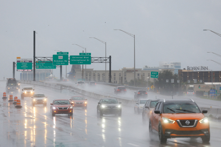 Hurricane Milton s Seawater Surge Threatens to Swamp Florida Gulf Coast