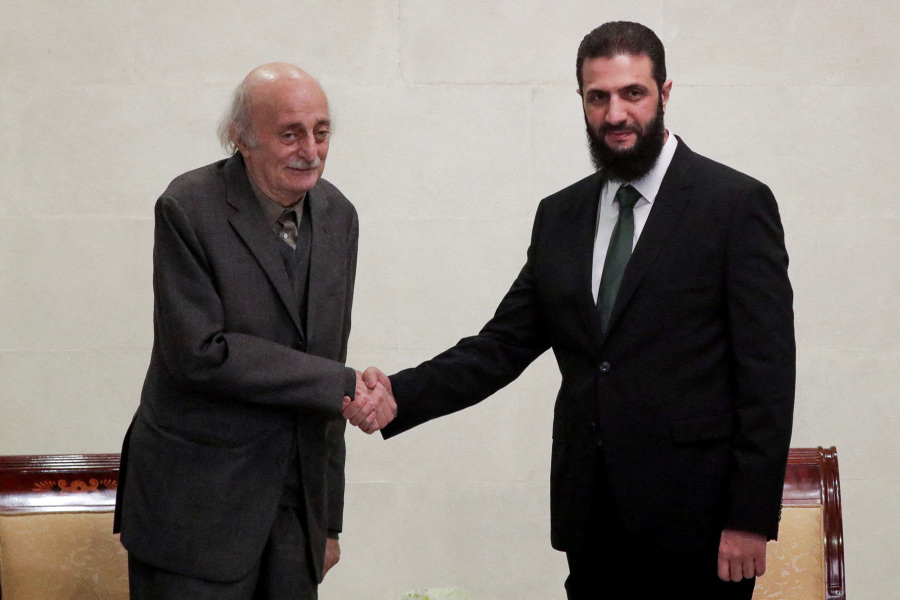 Syria s de facto ruler reassures minorities, meets Lebanese Druze leader