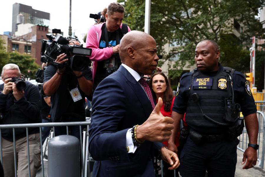 New York Mayor Eric Adams Arrives in Court to Face Corruption Charges