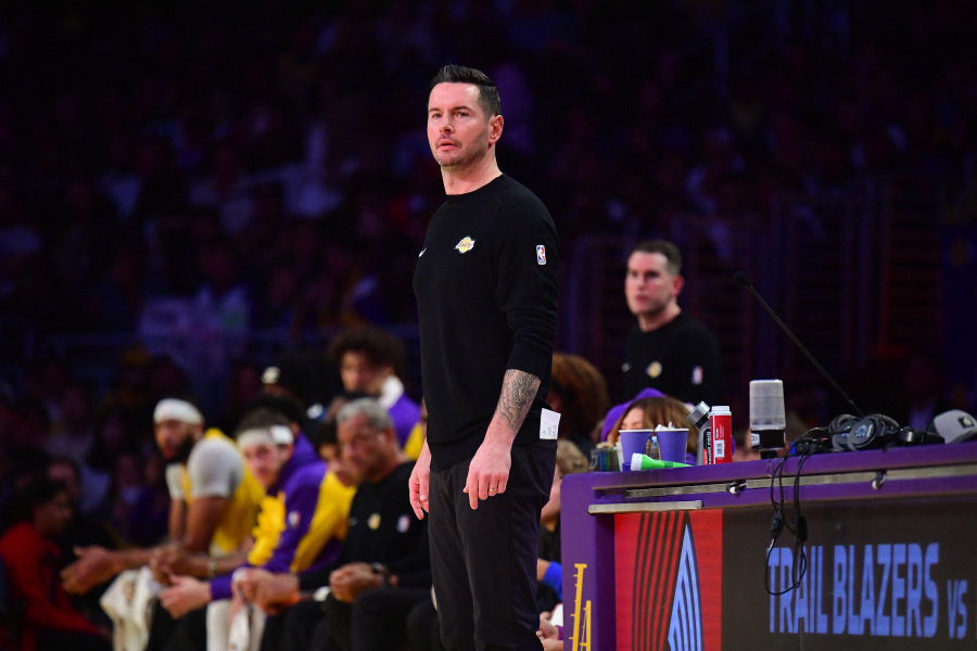 NBA-Lakers  coach Redick in shock after losing home to LA wildfires