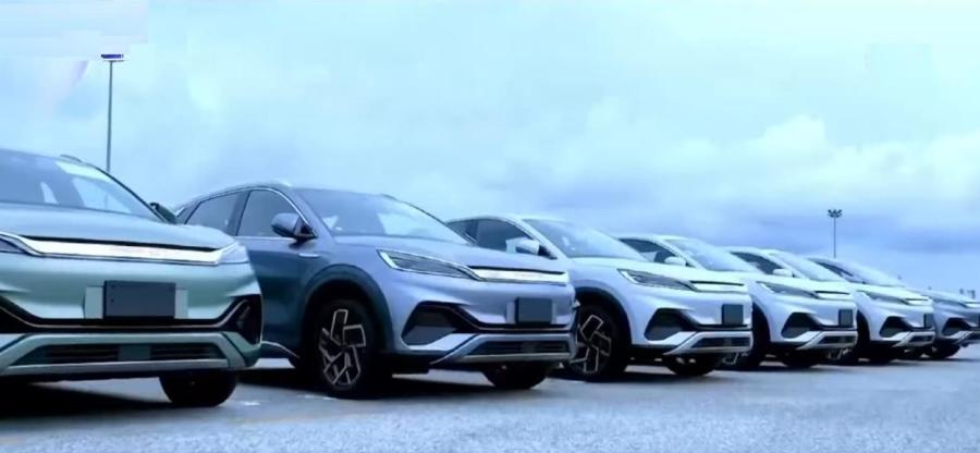 Nezha Motors Closes Stores, Signaling a Potential "Crash Year" for China s EV Industry