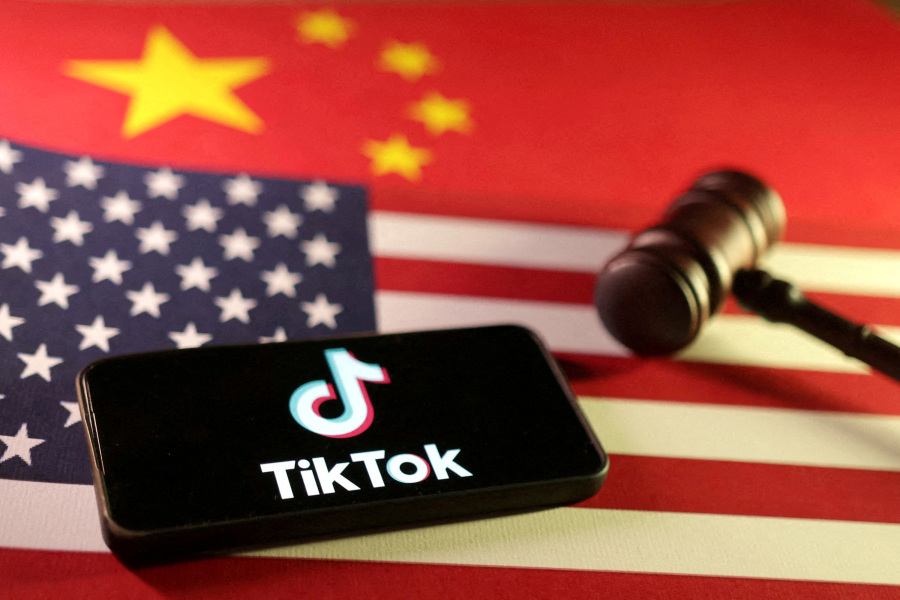 US TikTok users scramble, despair as Bytedance waves the  white flag 