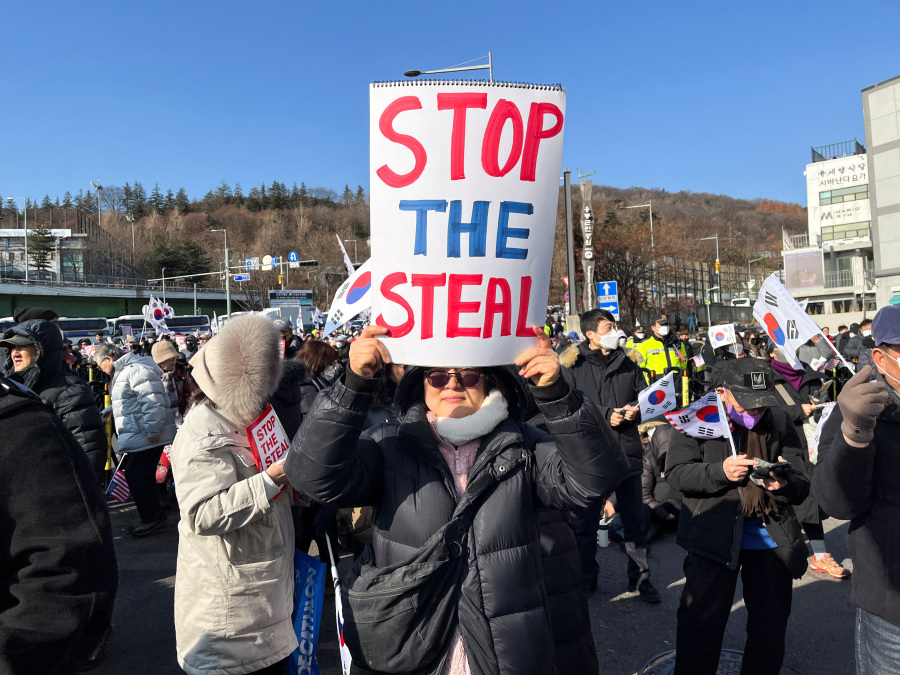 Supporters of South Korea s Yoon adopt  Stop the Steal , hope Trump will help