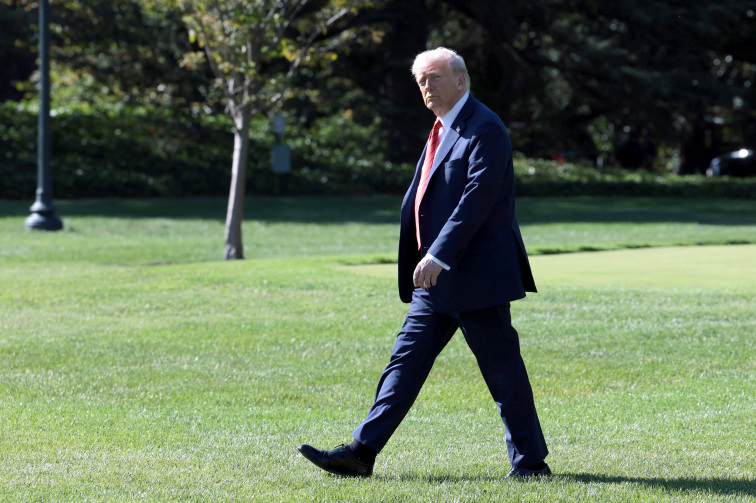 Trump sees no reason to meet China s Xi, threatens tariffs in new rift