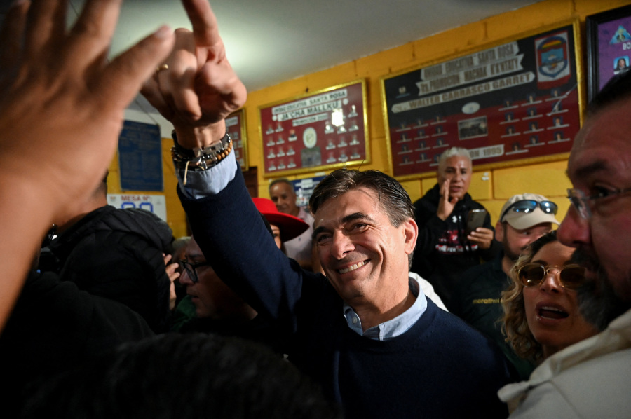 Who is Bolivia s new president, Rodrigo Paz