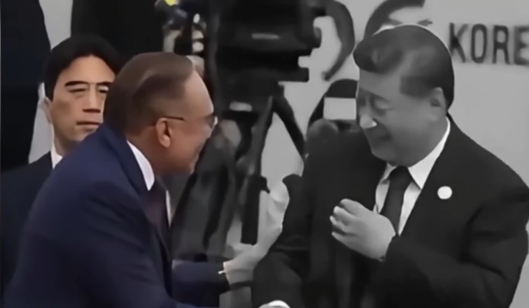 Xi Jinping s APEC Blunder Again, Netizens Bestow New Nickname