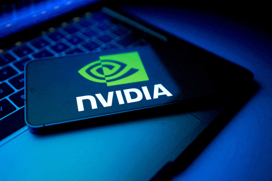 Trump s greenlight for Nvidia chip sales to China sparks US security concerns