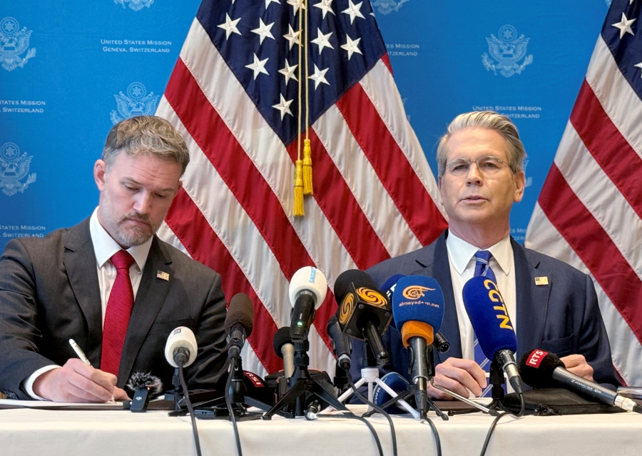 US and China reach deal to slash trade tariffs