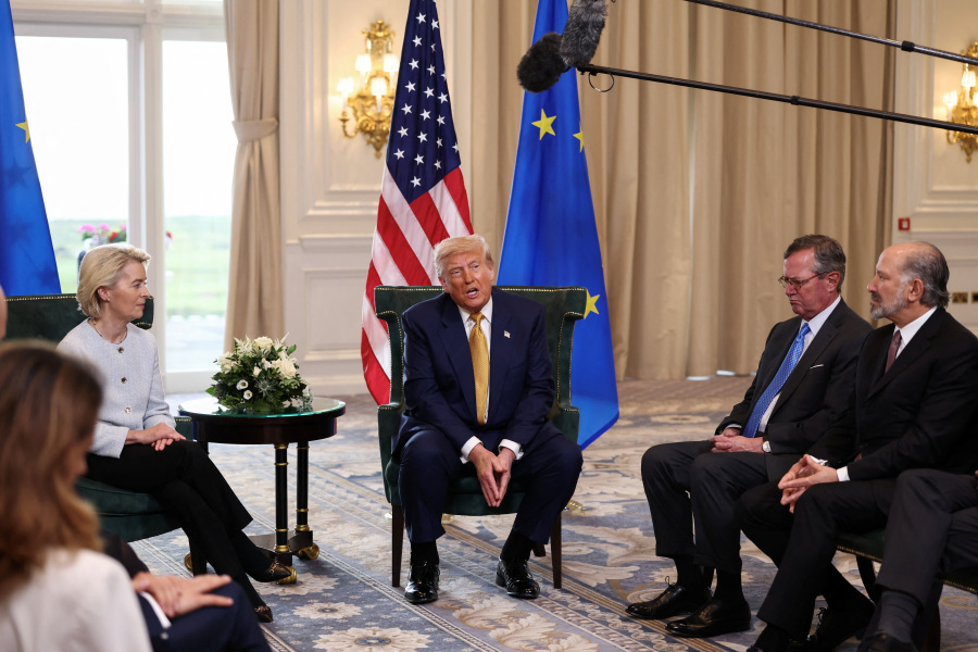 Angry France slams US trade pact  submission  as EU peers breathe sigh of relief