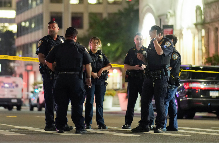 How the deadly Midtown Manhattan shooting played out