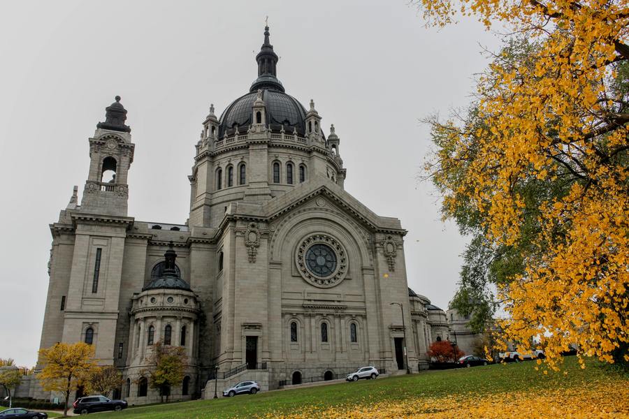 Trump urges arrests after church protest in St. Paul