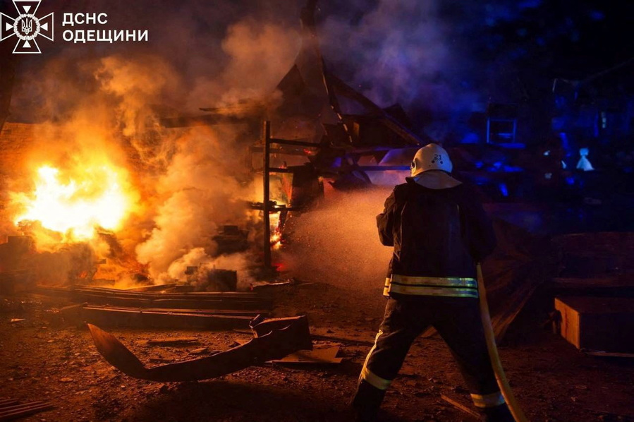 Russia launches more than 300 drones, missiles at Ukraine overnight