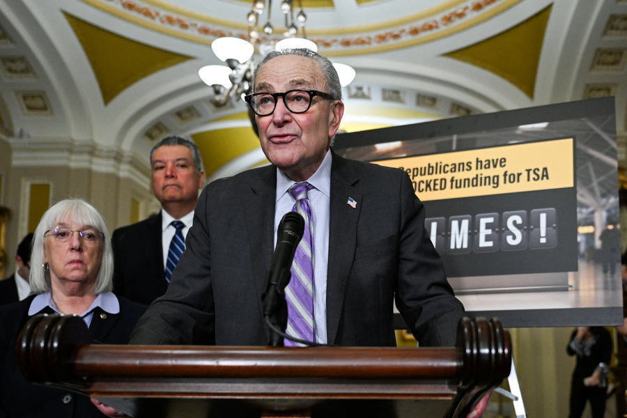 Senators urge Trump to bar Chinese automakers from building cars in US