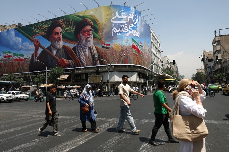 US eyes Iranian assets for Gulf allies  reconstruction, source says