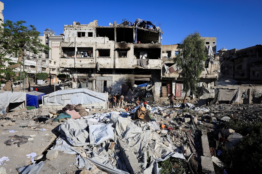 Trump hails Gaza deal, while Hamas and Israeli officials see hurdles
