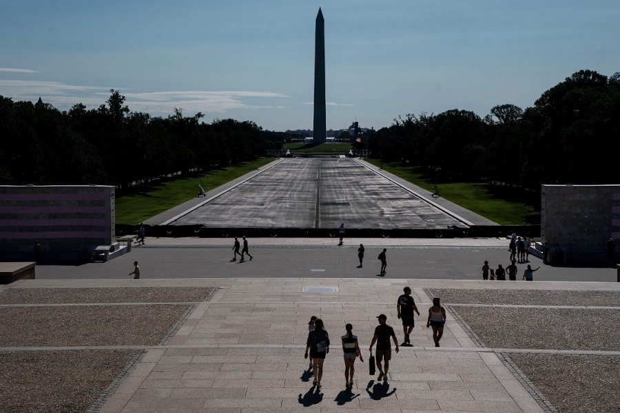 US Justice Department drops case against former US Olympian over Lincoln Memorial Reflecting Pool