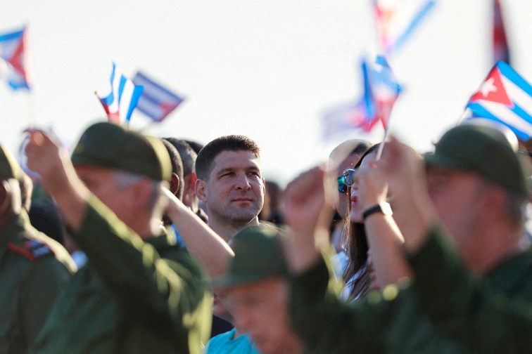 Raul Castro s grandson open to negotiations with the US, he tells USA Today