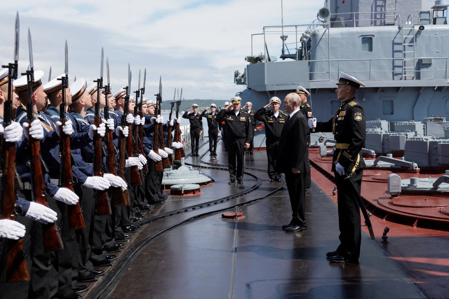 Putin says Russia will start seizing EU vessels if bloc goes after Russian ships