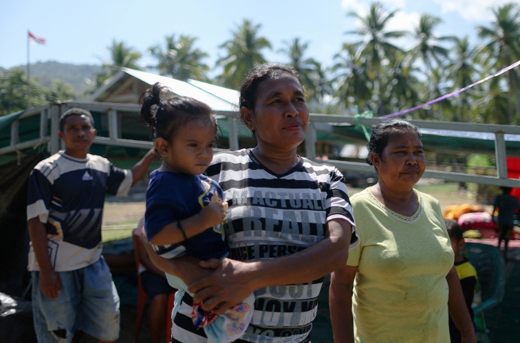 Search for Indonesia quake victims underway on Independence Day