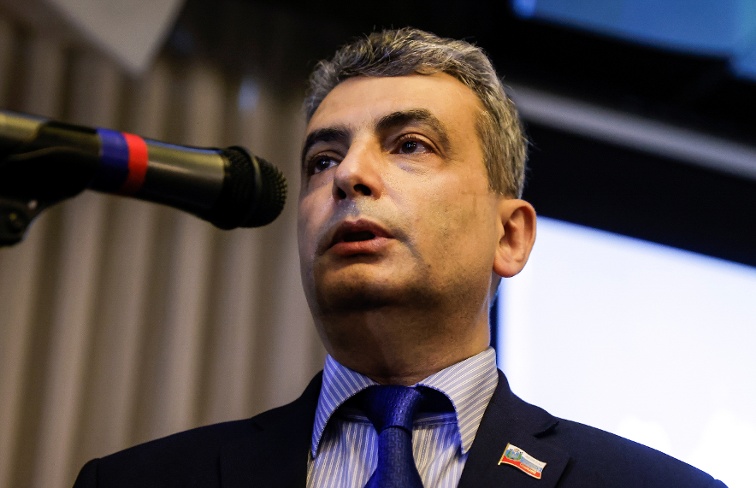 Russia jails opposition politician for 11 years for anti-war comments