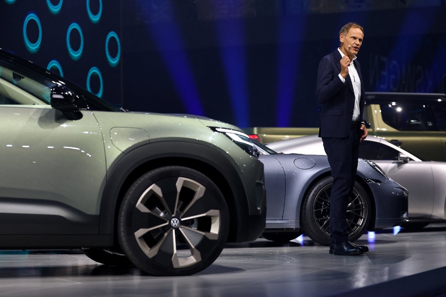 Volkswagen needs deep cuts to remain competitive, CEO says ahead of crunch talks