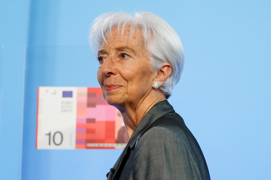 ECB chief Lagarde ready to serve WEF, Swiss newspaper reports