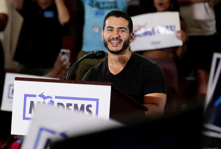 Republicans see opportunity in progressives  primary wins while Democrats&nbsp;embrace debate