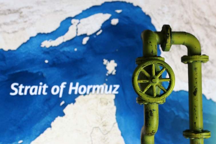 Six months into Iran war, almost half of global oil flows from war zones