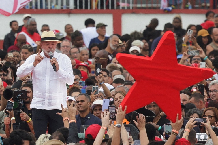 Brazil election rivals offer competing cures for high long-term interest rates