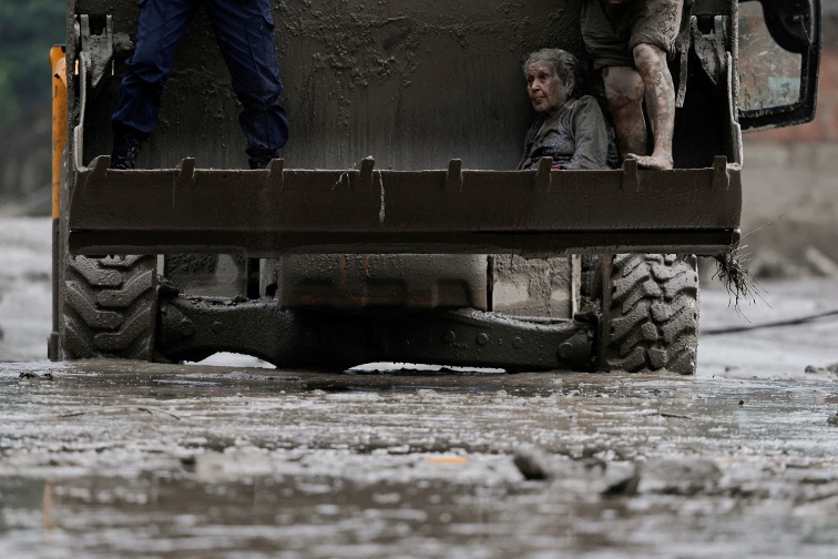 Rescuers search for survivors after devastating&nbsp;Nepal flood