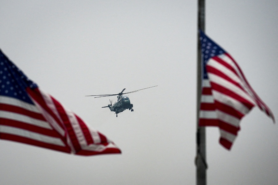 NTSB says Marine One helicopter crew failed to reach air traffic control before safety incident