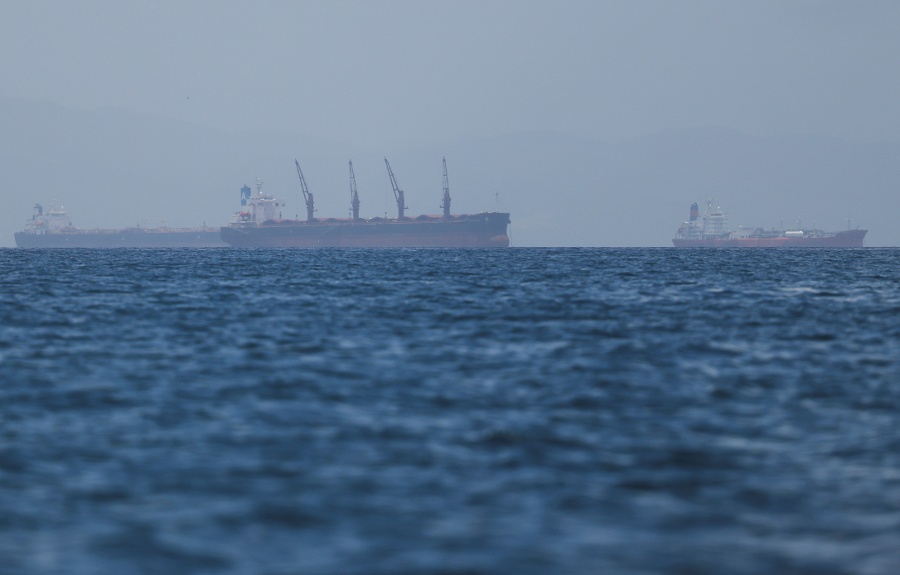 US nears deal to secure long-term access to Venezuela s oil reserves, sources say
