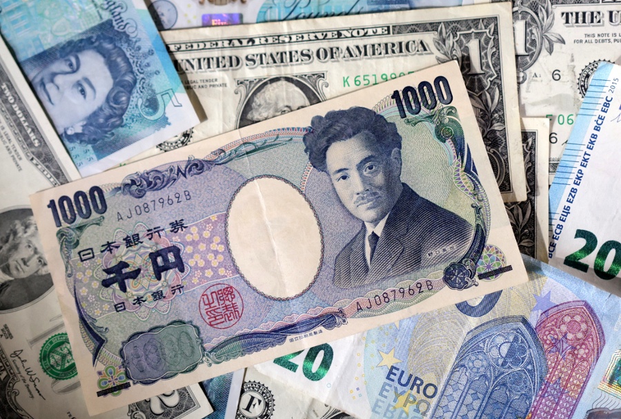 US shakes up currency markets with talk of unusual yen-buying via selling euros