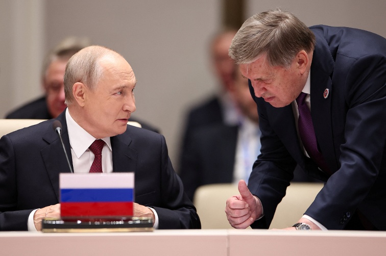 Kremlin says Putin, Xi and Trump may hold a trilateral meeting