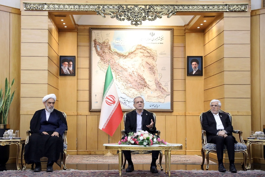 Tehran hints at Hormuz talks with US as leaders gather at UN