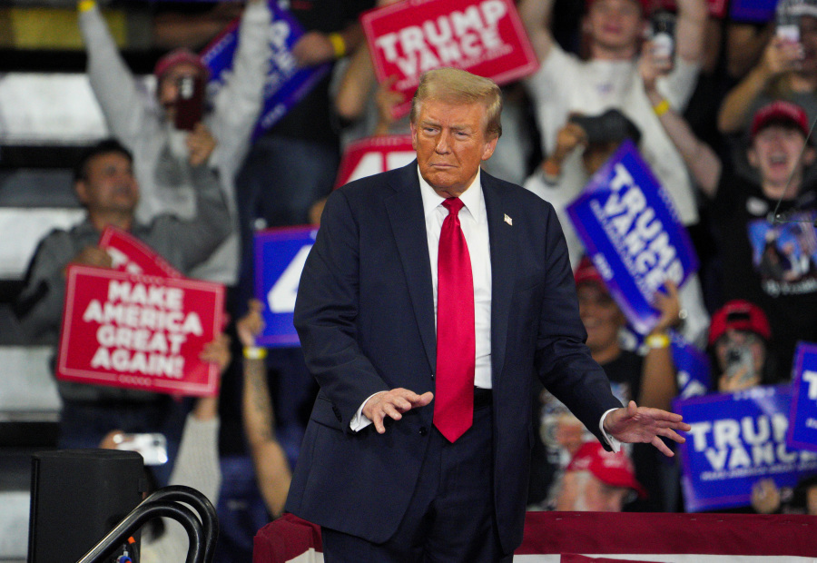 Trump to Propose Making Car Loan Interest Tax Deductible - Speech