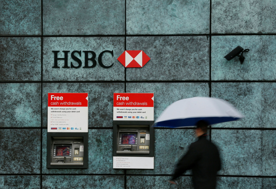 HSBC Probes China Pinnacle Wealth Business on Costs and Control, Say Sources   