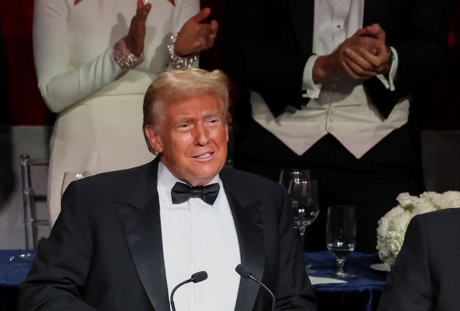 Trump Knocks Harris, Signals Support for Adams at NY Charity Gala