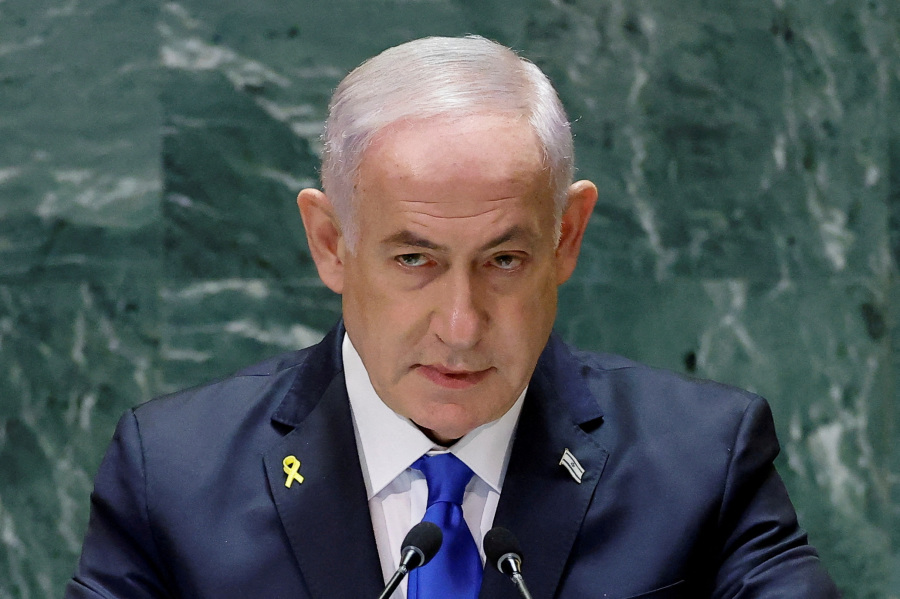 Netanyahu Tells Macron That Putting Limits on Israel Will Strengthen Iran