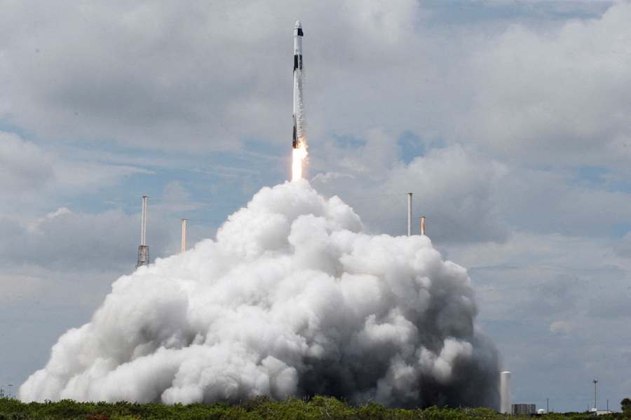 US FAA Authorizes SpaceX Falcon 9 Vehicle for Monday Flight