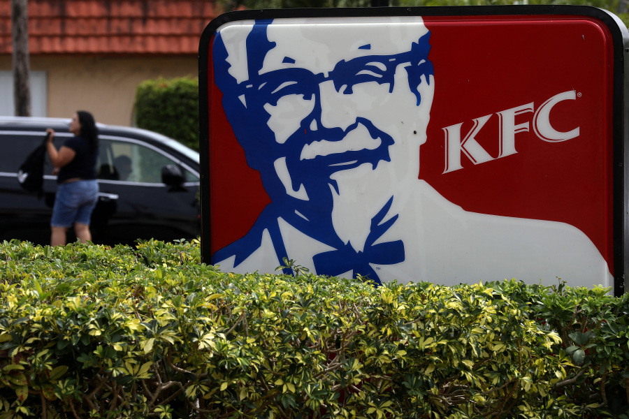 Yum Brands Reports Surprise Fall in Global Sales Amid KFC s Struggles in US