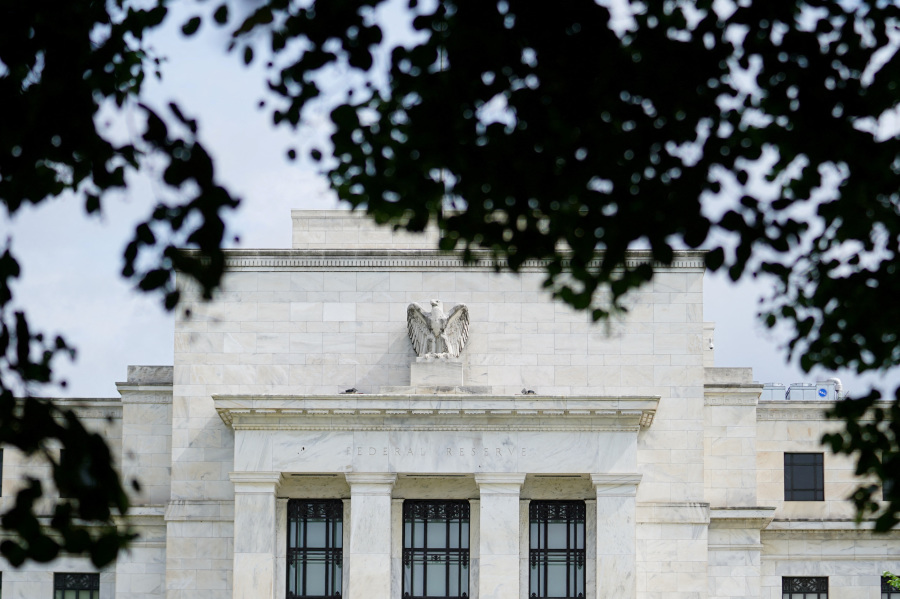 US Rate Futures Price in More Fed Easing in December and 2025