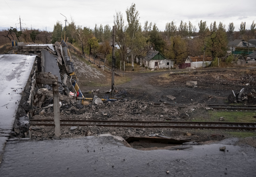 Russian forces advance towards strategic city of Pokrovsk in Ukraine s east