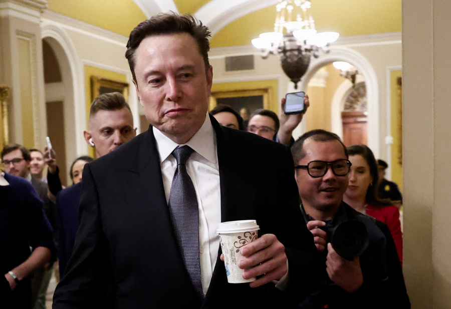 Elon Musk brings Trump s government efficiency push to Capitol Hill