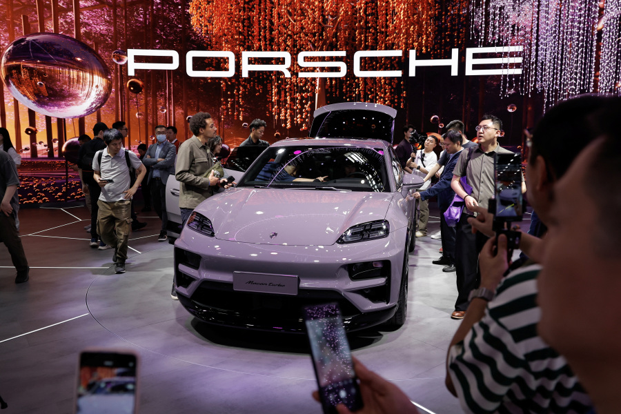 Porsche s 2024 China sales fall by 28