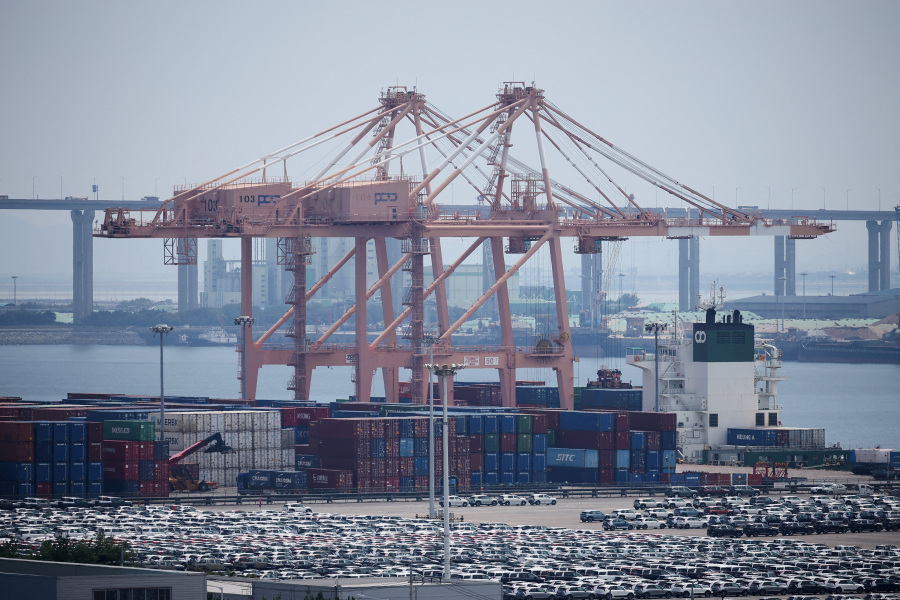 South Korea, US make  meaningful progress  in tariff talks, senior Seoul official says