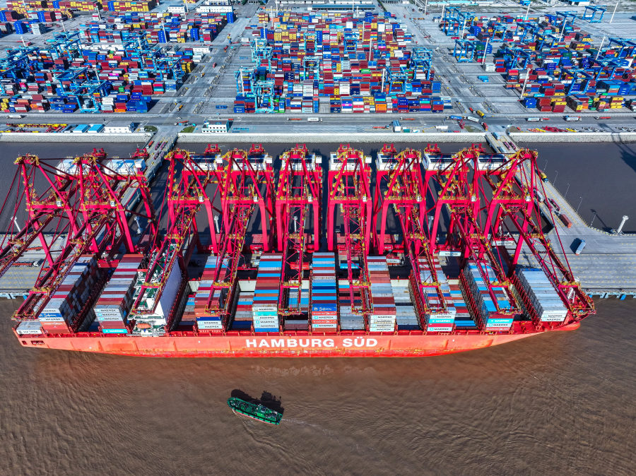 Trump says 100 tariffs on China not sustainable, still plans to meet Xi
