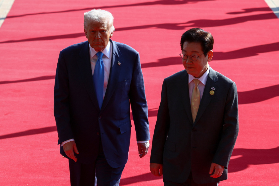 Trump s deal with South Korea bogged down in details over submarine